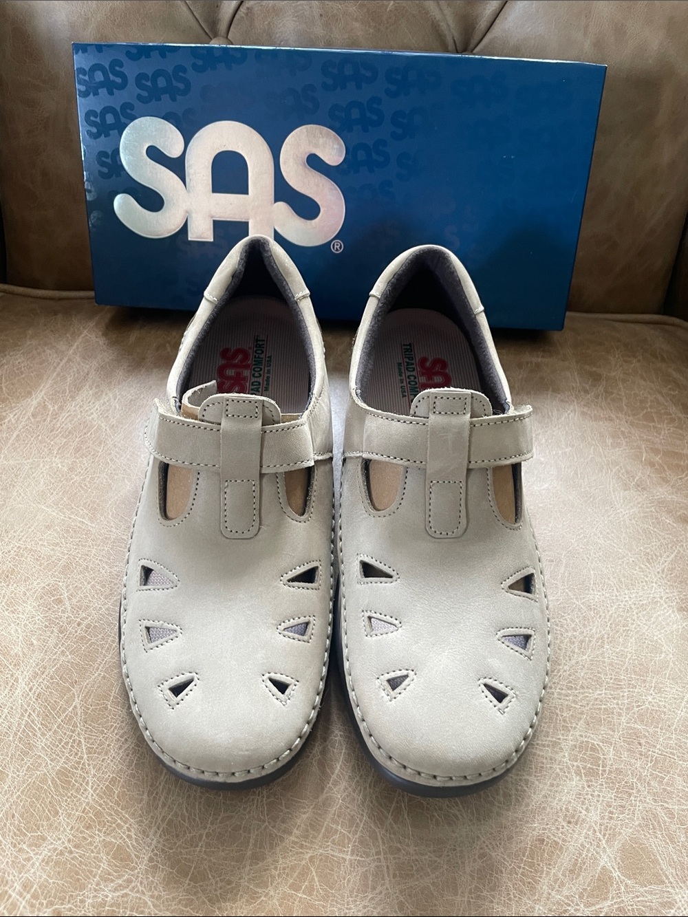 New SAS Roamer Women’s Light Tan Shoes.